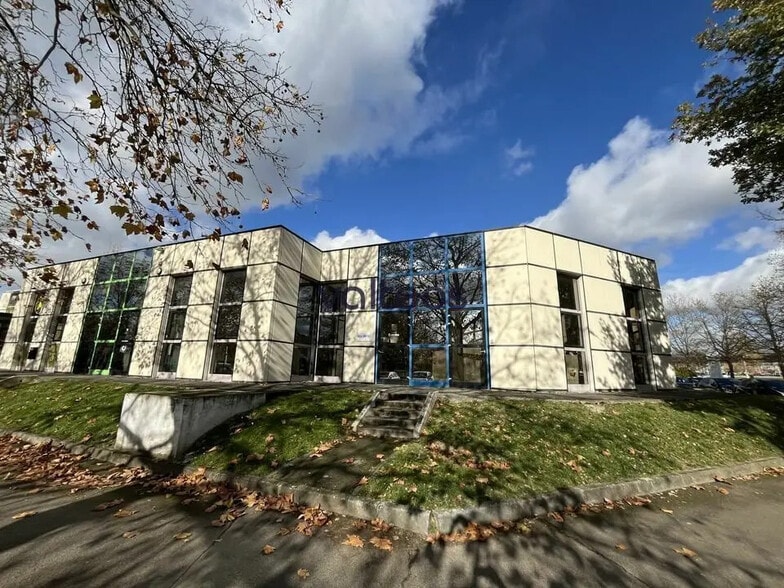 Bureau dans Labège à louer - Photo de l’immeuble – Image 1 sur 7