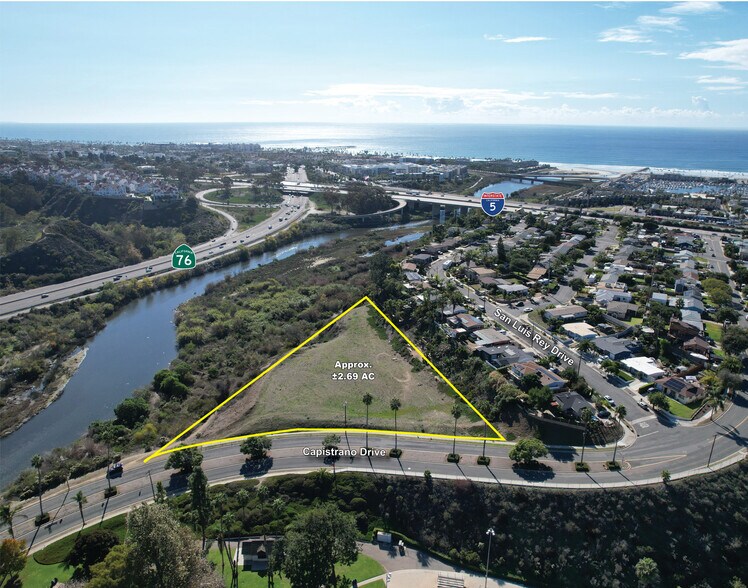 Capistrano Drive, Oceanside, CA à vendre - Photo principale – Image 1 sur 13