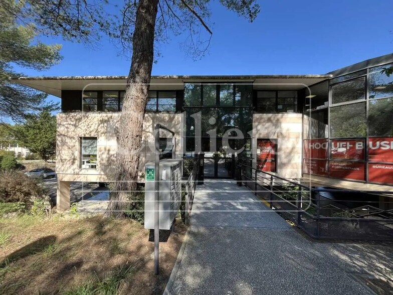 Bureau dans Aix-en-Provence à louer - Photo de l’immeuble – Image 1 sur 9