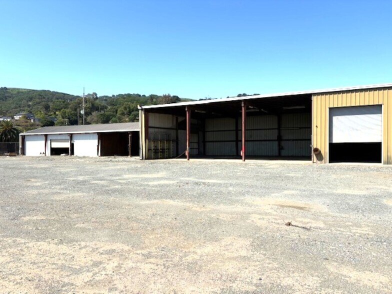 314 Embarcadero st, Martinez, CA à vendre - Photo de l’immeuble – Image 3 sur 3