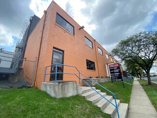 Plus de détails pour 5300-5320 Eisenhower Ave, Alexandria, VA - Industriel/Logistique à louer