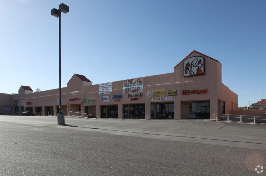 1478 George Dieter Dr, El Paso, TX à louer - Photo de l’immeuble – Image 3 sur 4