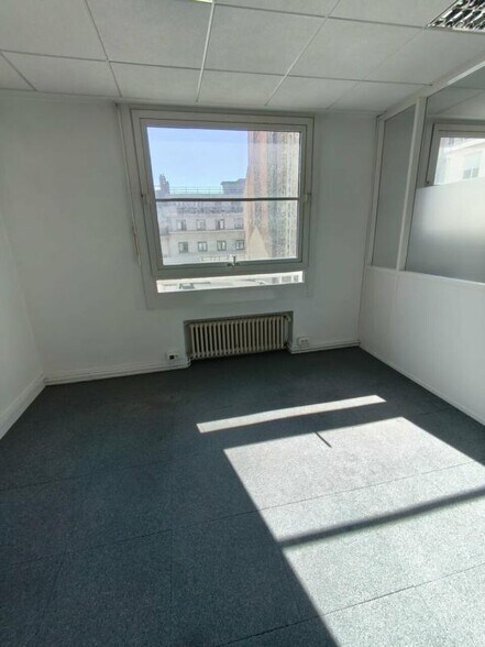 11 Rue Du Calvaire, Nantes à louer - Photo de l’immeuble – Image 2 sur 6