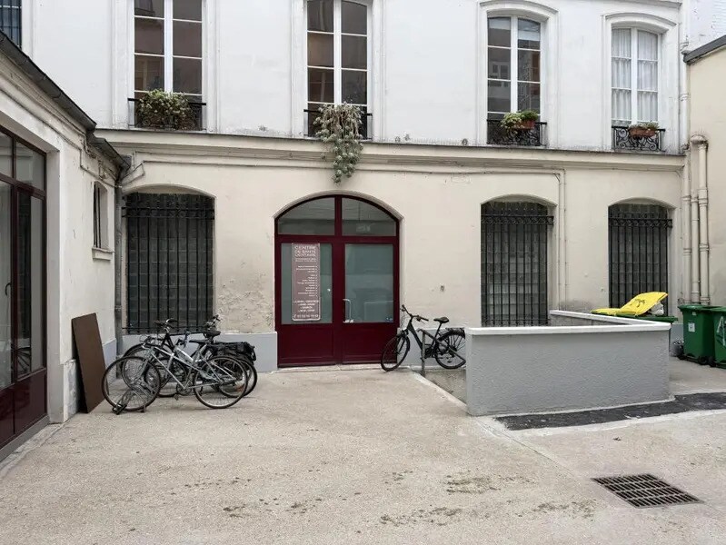 Bureaux/Médical dans Paris à louer Photo de l’immeuble– Image 1 sur 17
