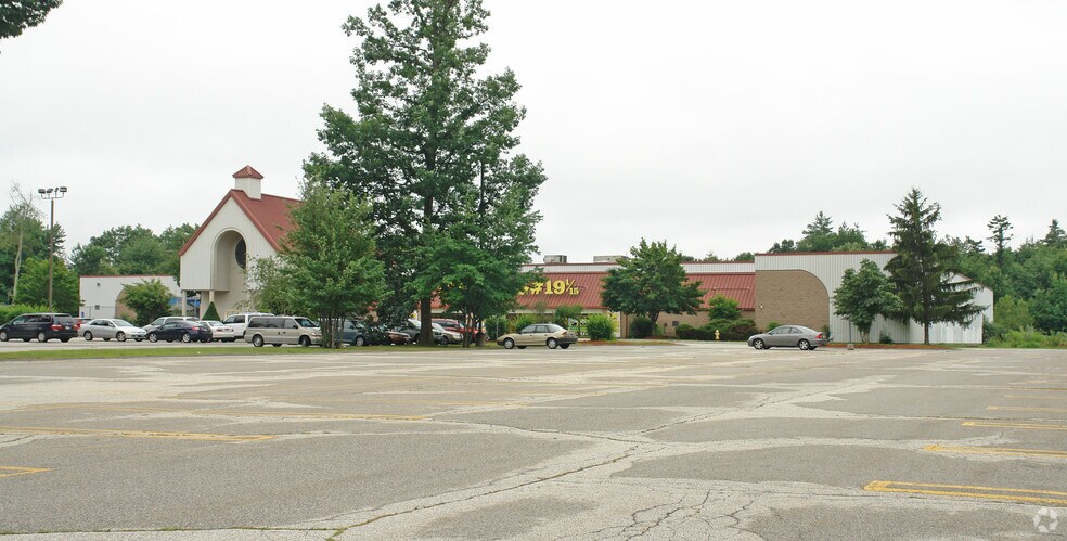420 Amherst St, Nashua, NH à louer - Photo principale – Image 1 sur 9