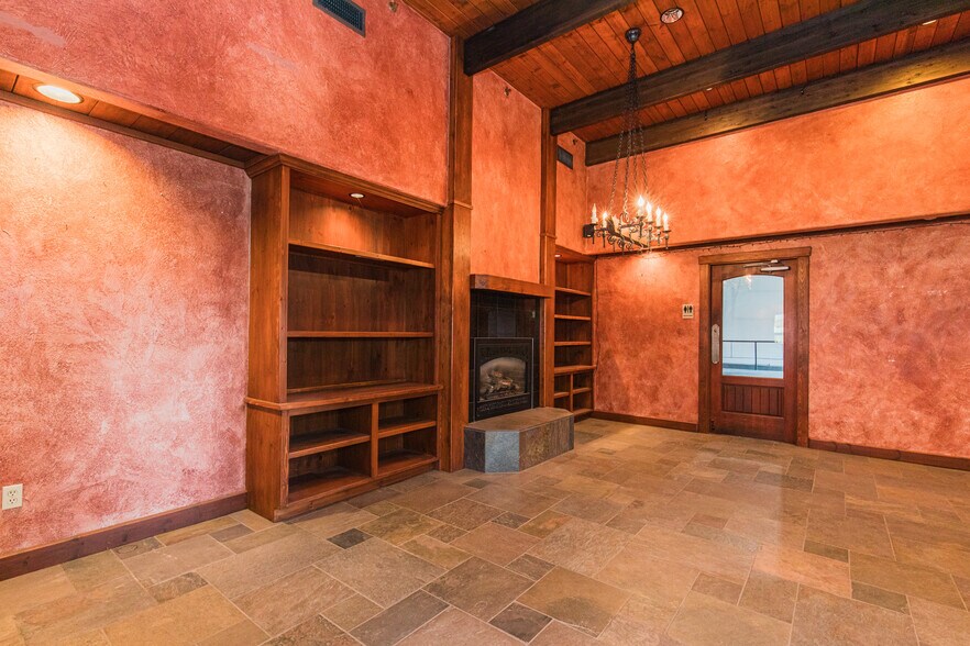 1215 W Poplar St, Walla Walla, WA à louer - Photo de l’immeuble – Image 3 sur 20