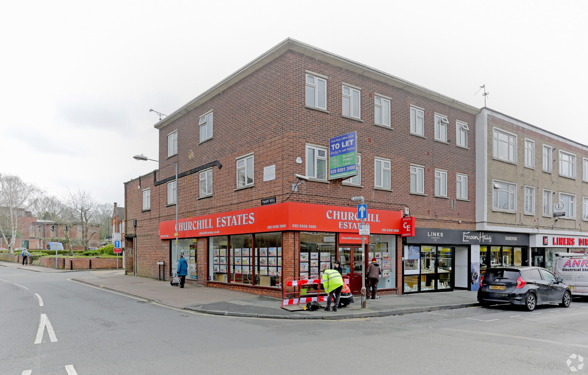 309-309A High Rd, Loughton à vendre Photo principale– Image 1 sur 5