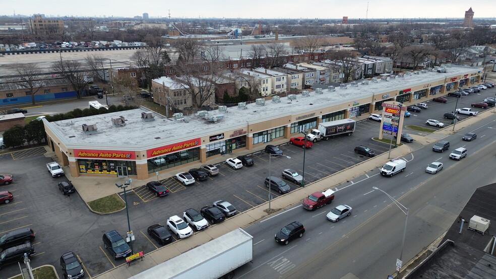 1601-1647 S Cicero Ave, Cicero, IL à louer - Photo de l’immeuble – Image 1 sur 4