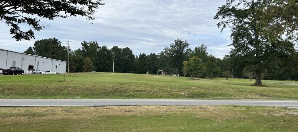 2525 Morgan Rd, Bessemer, AL à louer - Photo de l’immeuble – Image 2 sur 2