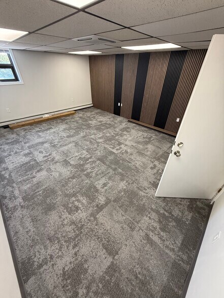 25 Commercial Dr, Wrentham, MA à louer - Photo de l’immeuble – Image 2 sur 7