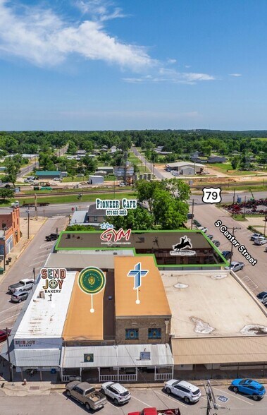 209 S Center St, Franklin, TX à vendre - Photo de l’immeuble – Image 3 sur 19