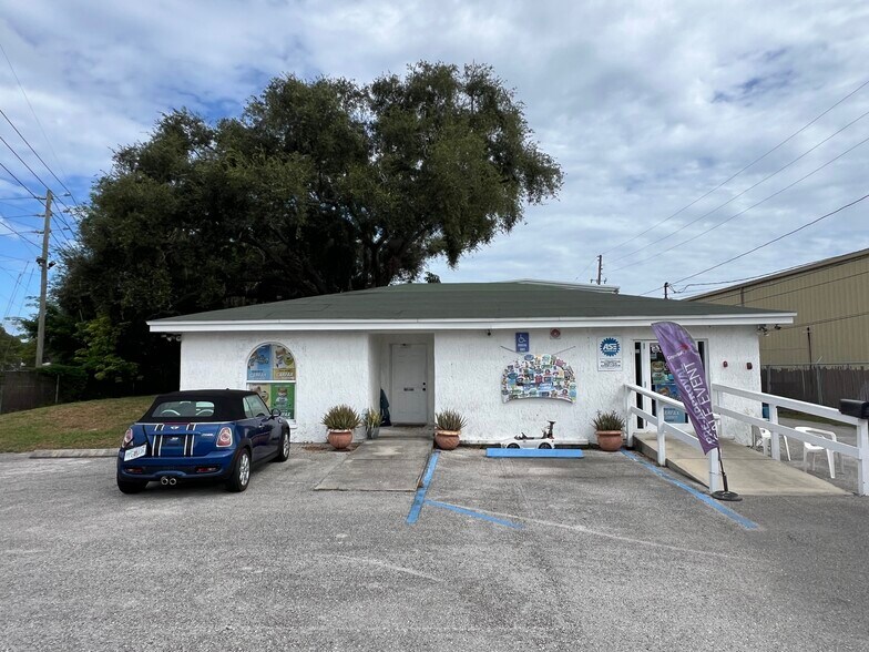 2850 Roosevelt Blvd, Clearwater, FL à vendre - Photo de l’immeuble – Image 3 sur 27