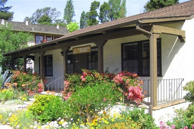 330 Locust St, Santa Cruz, CA à louer - Photo de l’immeuble – Image 2 sur 17