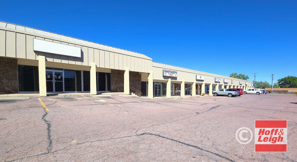 2806-2826 E Pikes Peak Ave, Colorado Springs, CO à louer - Photo de l’immeuble – Image 2 sur 2