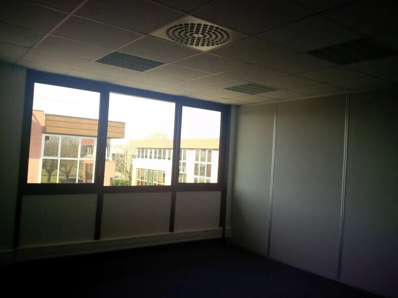 Bureau dans Colomiers à louer - Photo de l’immeuble – Image 2 sur 4