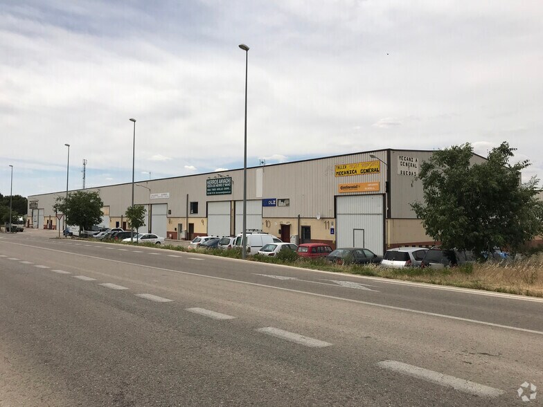 Industriel/Logistique dans Santorcaz, Madrid à vendre - Photo principale – Image 1 sur 2