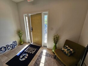 4 Walter Foran Blvd, Flemington, NJ à louer Photo intérieure– Image 1 sur 9