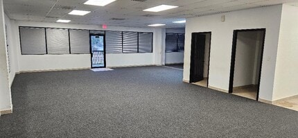 15802 Lee Rd, Humble, TX à louer Photo intérieure– Image 1 sur 1