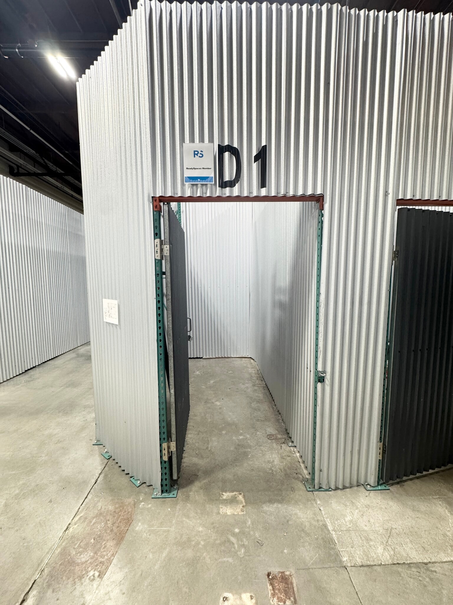 233 E Harris Ave, South San Francisco, CA à louer Photo intérieure– Image 1 sur 4