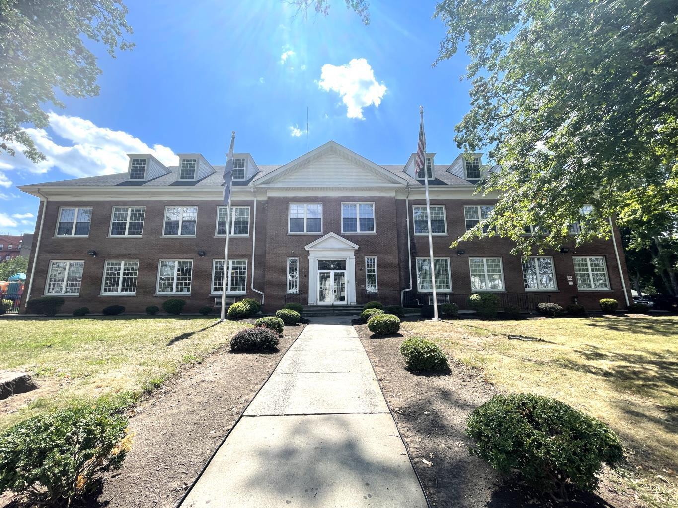 40-60 Parker Rd, Elizabeth, NJ à louer Photo de l’immeuble– Image 1 sur 3