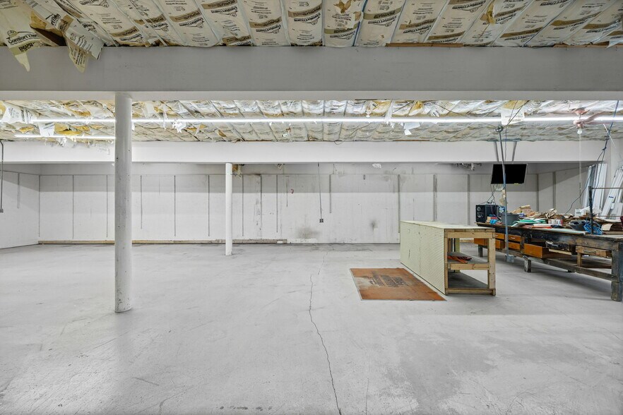 215 W Franklin St, Delphi, IN à vendre - Photo de l’immeuble – Image 2 sur 19