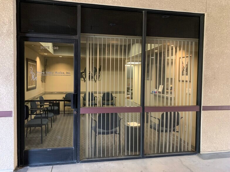 3351 M St, Merced, CA à louer - Hall d’entrée – Image 3 sur 17
