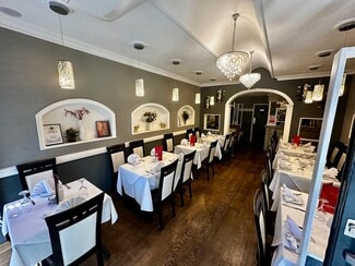 Plus de détails pour Sanderstead Rd, South Croydon - Local commercial à louer