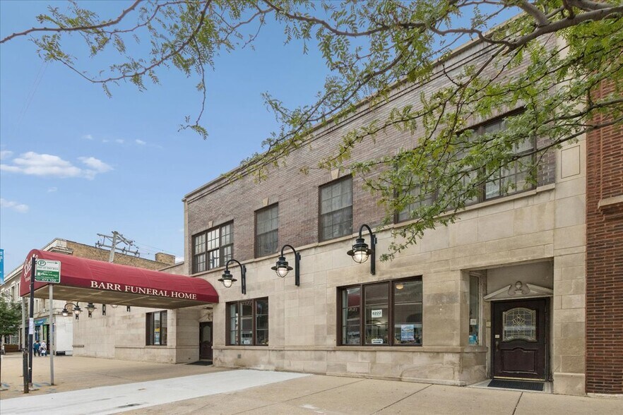 6222 N Broadway St, Chicago, IL à vendre - Photo de l’immeuble – Image 2 sur 10