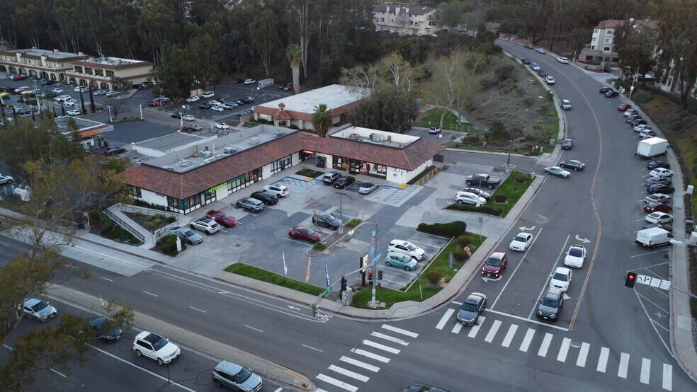 12880-12890 Rancho Penasquitos Blvd, San Diego, CA à louer - Photo de l’immeuble – Image 3 sur 8