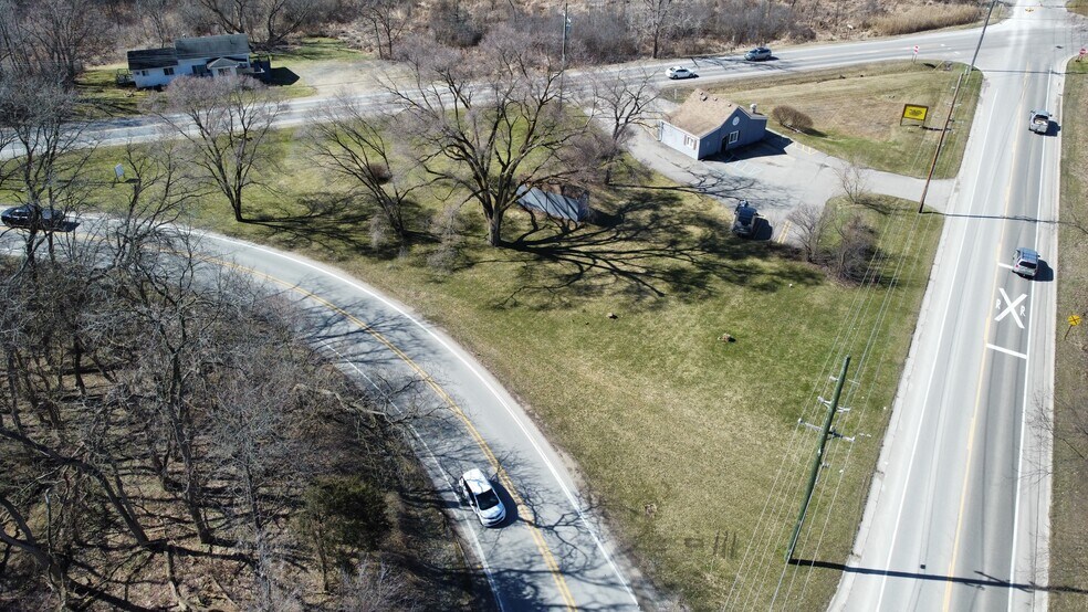 5033 Chilson Rd, Brighton, MI à vendre - Aérien – Image 2 sur 5