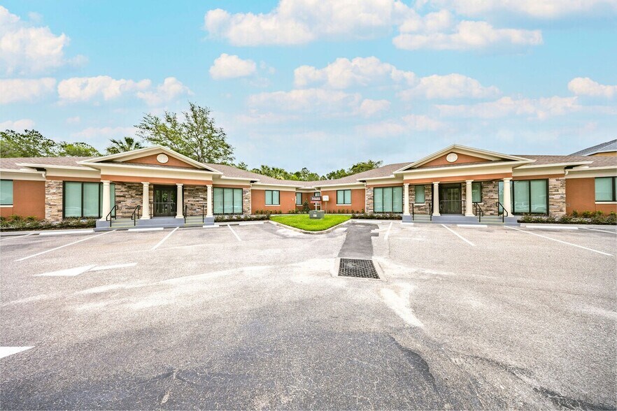 741 Ciara Creek Cv, Longwood, FL à vendre - Photo de l’immeuble – Image 3 sur 32