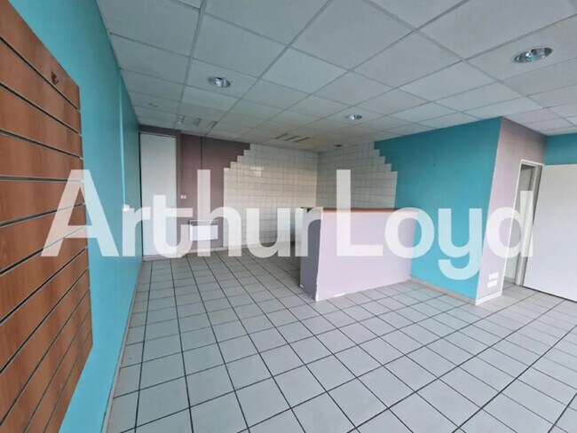 Plus de détails pour Bureau à louer