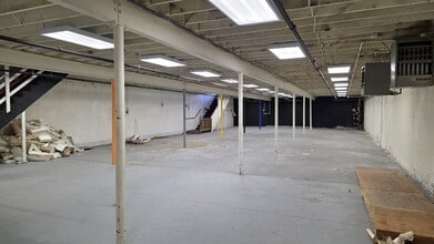 185 Middle Tpke W, Manchester, CT à louer Photo intérieure– Image 1 sur 2