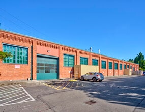 3400 Phinney Ave N, Seattle, WA à louer Photo de l’immeuble– Image 2 sur 6