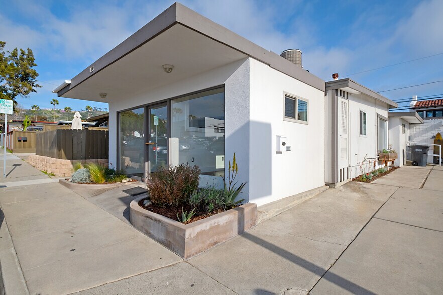 133 Avenida Granada, San Clemente, CA à louer - Photo de l’immeuble – Image 1 sur 16