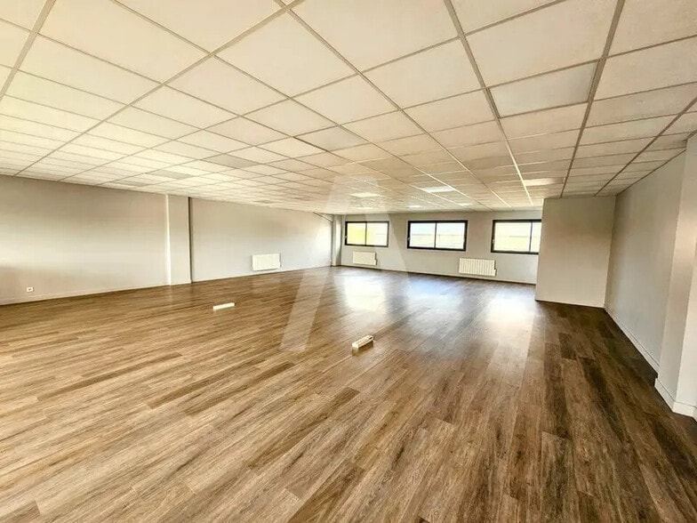 1 Ter Rue Georges Méliès, Bois-d'Arcy à louer - Photo intérieure – Image 3 sur 4