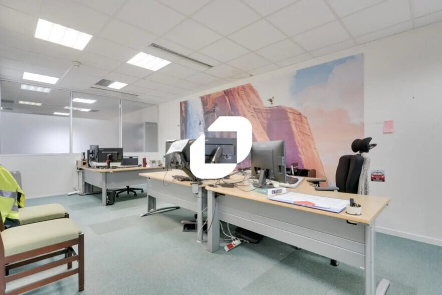 Bureau dans Chessy à louer - Photo de l’immeuble – Image 2 sur 21