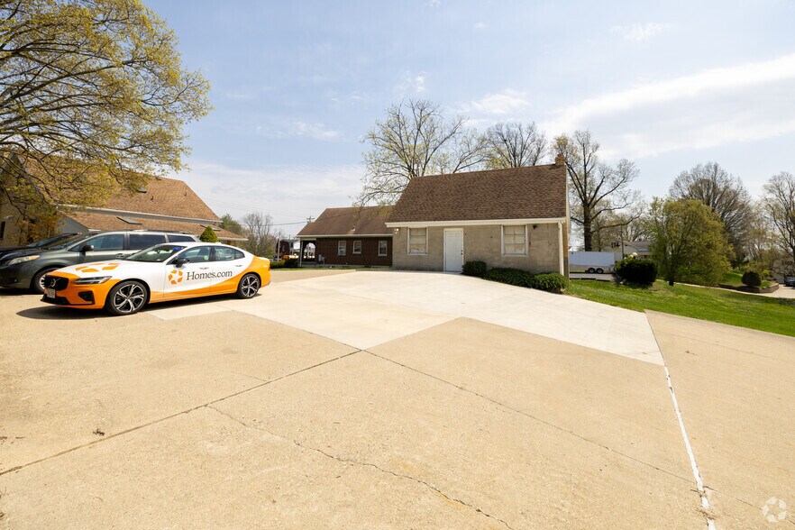 4030 Alexandria Pike, Newport, KY à louer - Photo de l’immeuble – Image 3 sur 3
