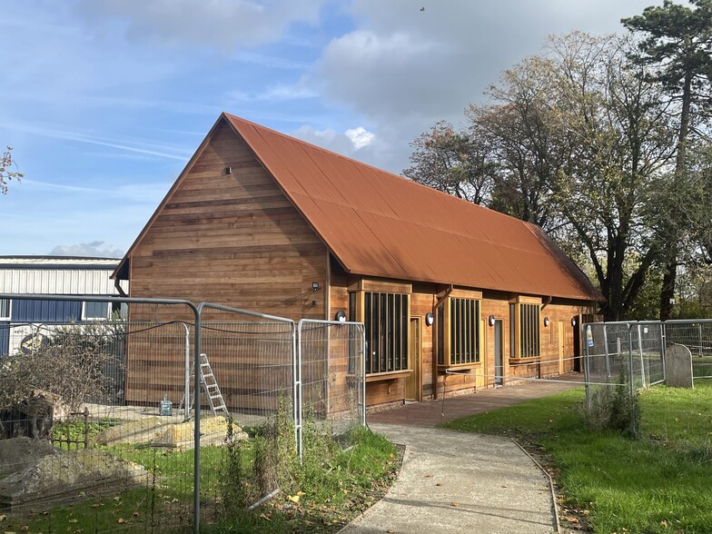 Stadium Way, Sittingbourne à vendre - Photo principale – Image 1 sur 8