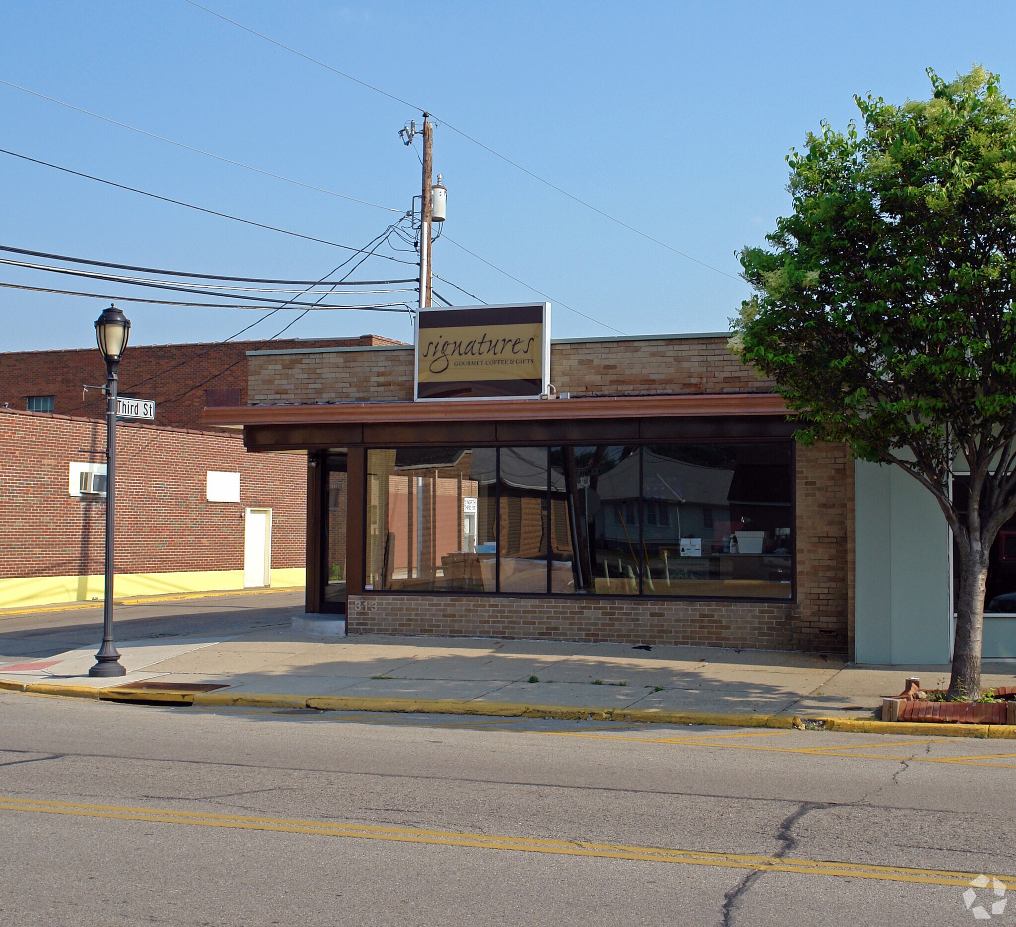 313 W Main St, Fairborn, OH à vendre Photo principale– Image 1 sur 7