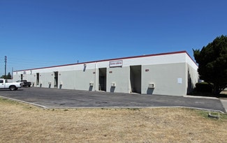 Plus de détails pour 801-833 W Crowther Ave, Placentia, CA - Industriel/Logistique à louer