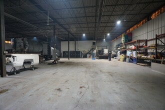 12950 Haggerty Rd, Belleville, MI à louer Photo intérieure– Image 2 sur 15