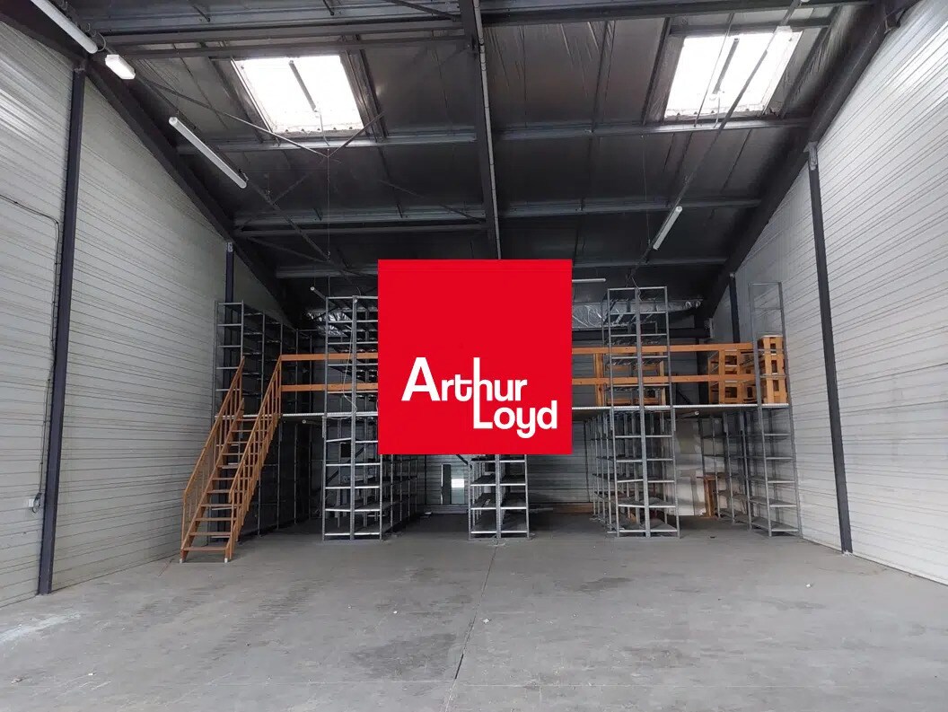 Industriel/Logistique dans La Seyne-sur-Mer à louer Photo intérieure– Image 1 sur 7