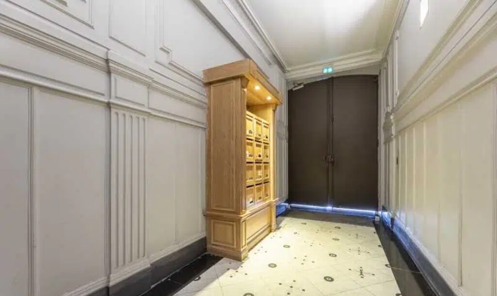 3 Rue Conté, Paris à louer Photo intérieure– Image 1 sur 2