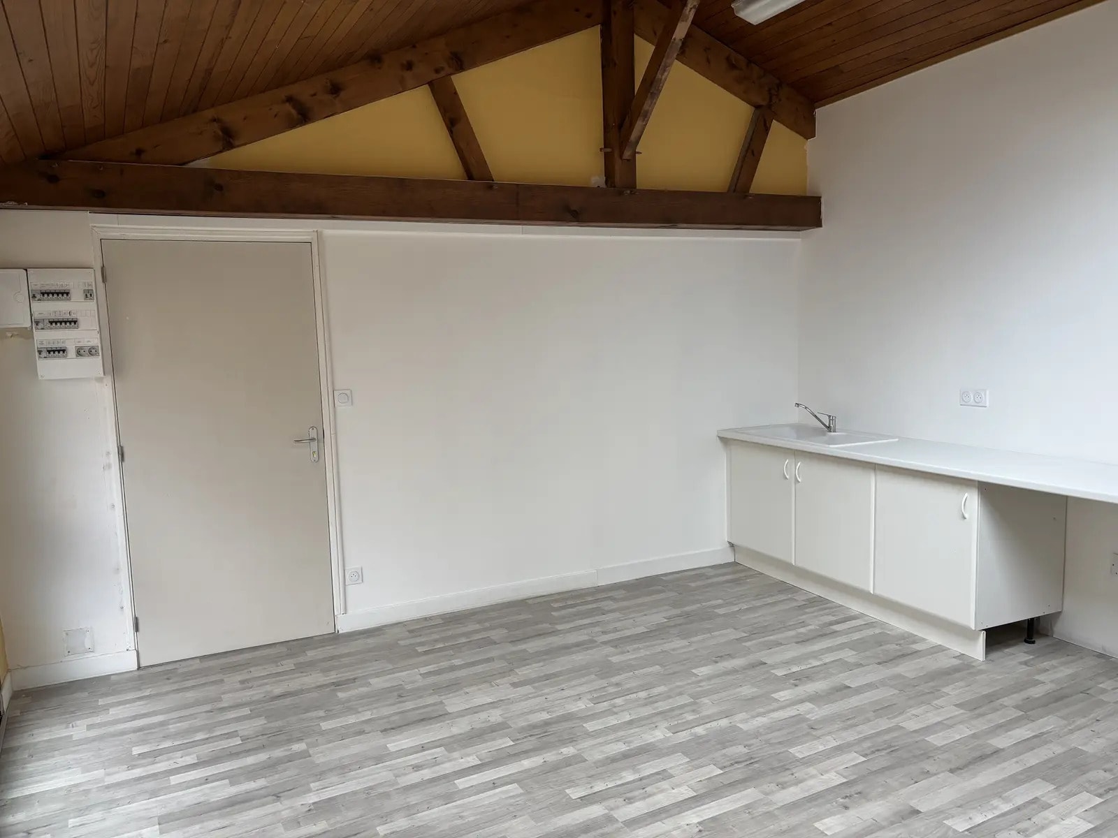 21 Rue Déan, Château-Gontier-sur-Mayenne à louer Photo de l’immeuble– Image 1 sur 4