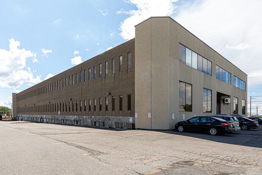 10500 Ch De La Côte-De-Liesse, Montréal, QC à louer - Photo de l’immeuble – Image 2 sur 9