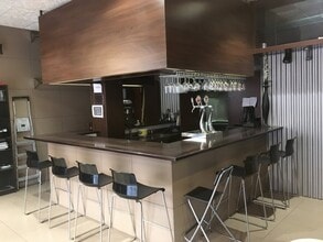 Local commercial dans Vilanova i la Geltrú, Barcelona à louer Photo intérieure– Image 2 sur 7