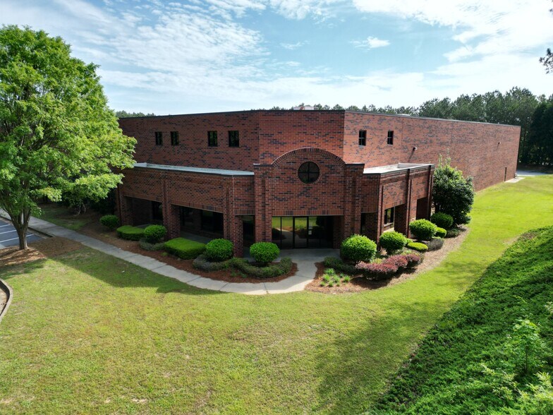 14161 Lake Forest Ct, Covington, GA à louer - Photo de l’immeuble – Image 3 sur 10