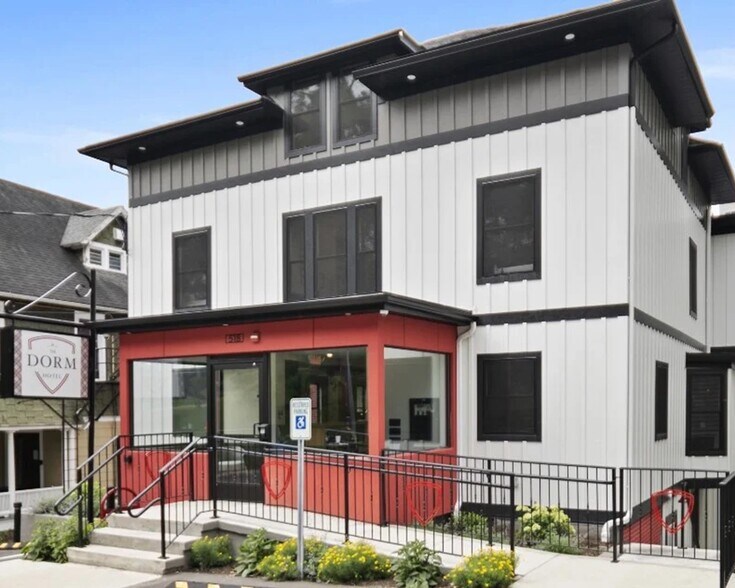 518 Stewart Ave, Ithaca, NY à vendre - Photo de l’immeuble – Image 2 sur 9