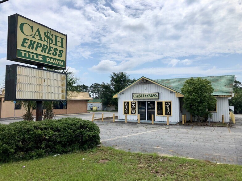 7104 Abercorn St, Savannah, GA à louer - Photo de l’immeuble – Image 3 sur 7